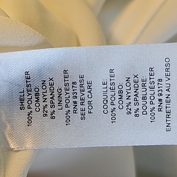 TAHARI, Womens top. Tank style.  White with overlay. Size medium. Adjustable - Picture 10 of 10